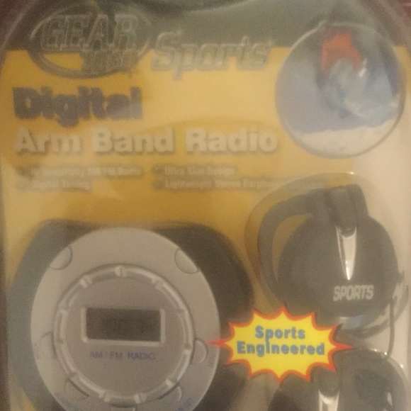 Raidio - Picture 2 of 2